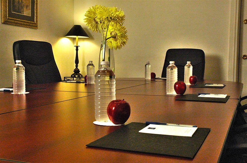 Ambassador Hotel Sudbury Ngoại thất bức ảnh