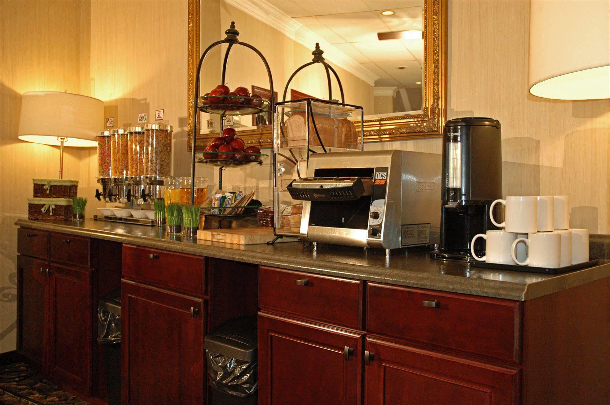 Ambassador Hotel Sudbury Ngoại thất bức ảnh