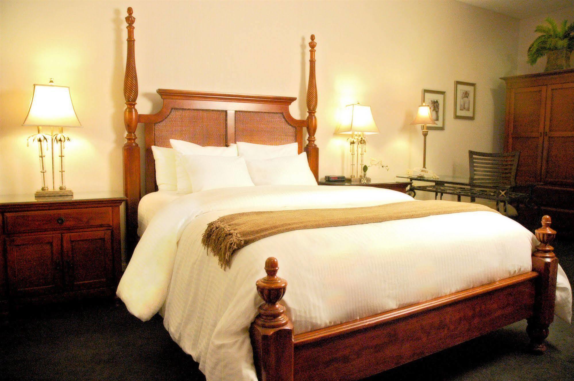 Ambassador Hotel Sudbury Ngoại thất bức ảnh